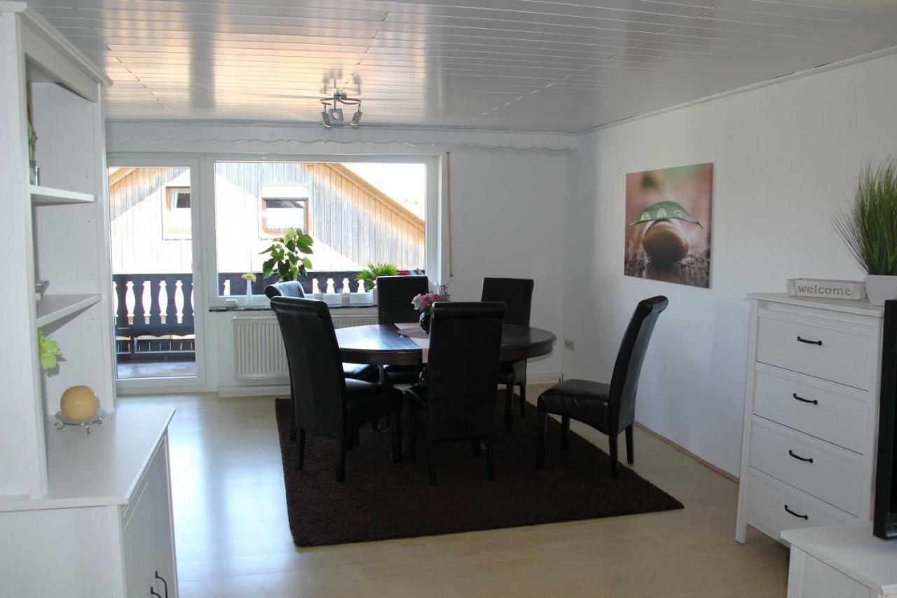 Apartment Abersfelder Mit Balkon *